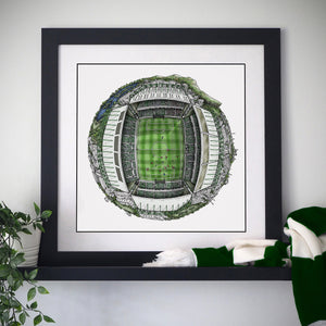 The Easter Road Globe - Hibernian FC (2024)